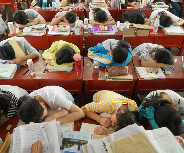 下午课反而更困校园随即把深度睡觉区的睡觉时长调整为30分钟